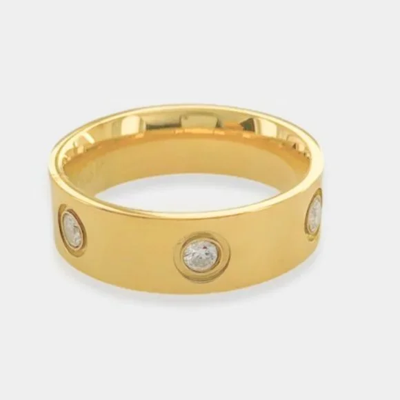 NEW 18K Gold Plated Stainless Steel CZ Simulated Diamonds Ring - Picture 1 of 3